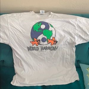 World Harmony shirt from Aruba XXL
